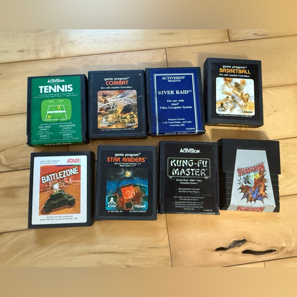 Atari vintage  Video Game Cartridge Collection